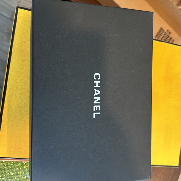 Chanel Lambskin Wallet on Chain, NWT very rare - Picture 12 of 14